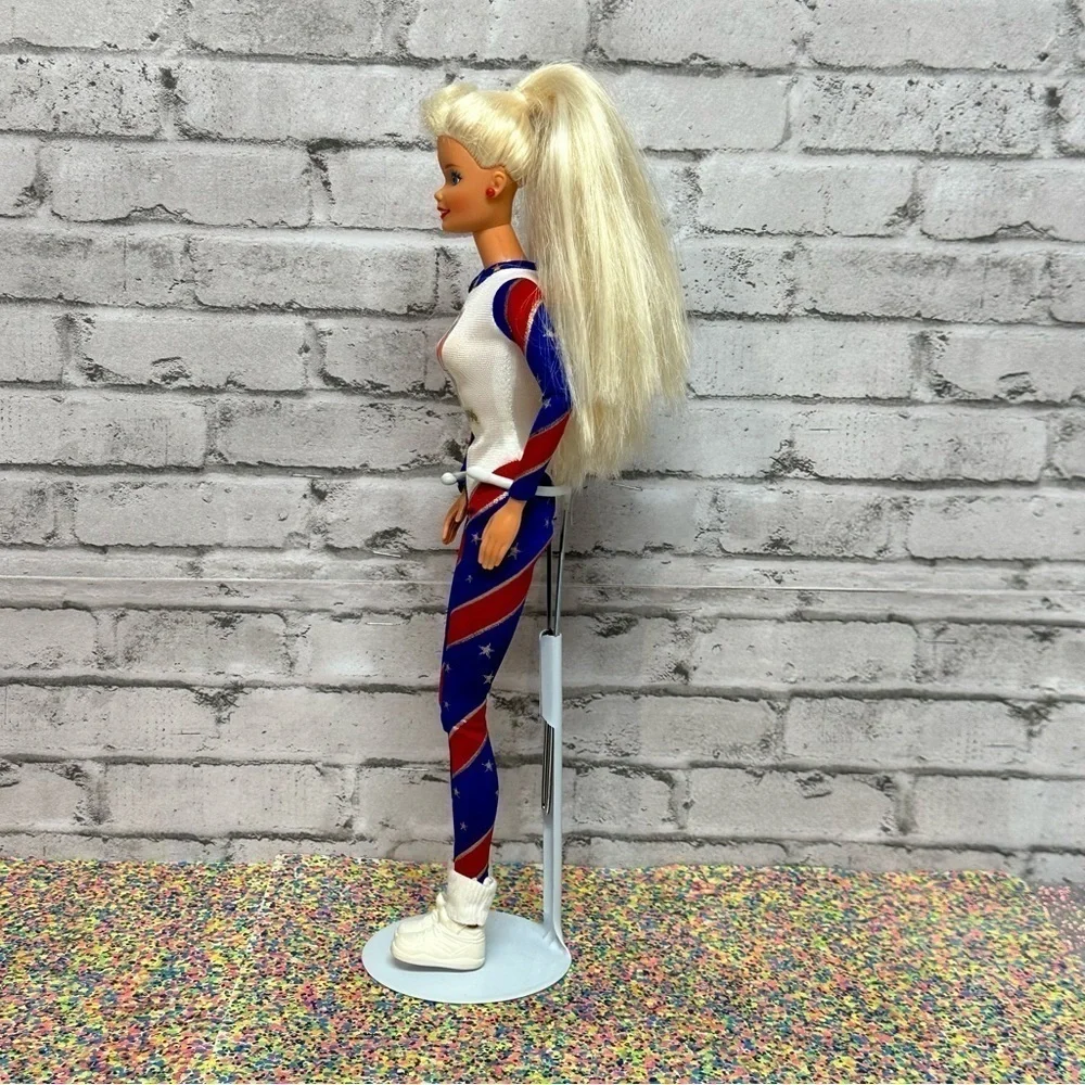 Barbie Atlanta 1996 Olympic Gymnast Doll Articulated Long Blonde Hair Outfit